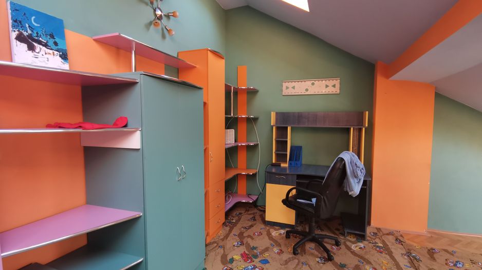 O proprietate Multiple Posibilități VANZARE sau INCHIRIERE - Poză 29