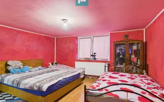Casă solidă cu 1400 mp teren în Iratoșu - Poză 12