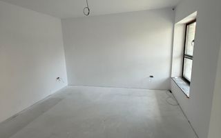 Vila exclusivista cu 5 Camere, garaj dublu și terasa panoramica – Selimbar - Poză 4