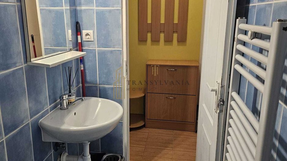 Garsoniera spatioasa la etaj intermediar, bloc cu Lift, Zona Broscarie - Poză 5