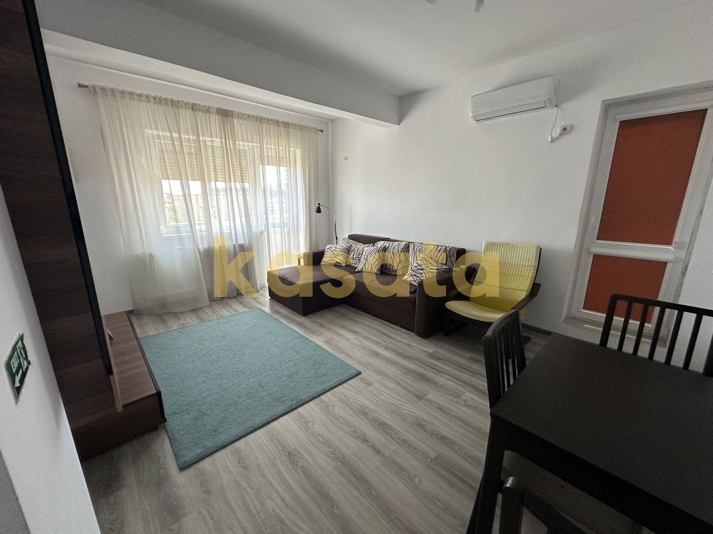 3 Camere | Militari | Mansardă | Terasă Închisă | Parcare Inclusă 🏢🚗 - Poză 1