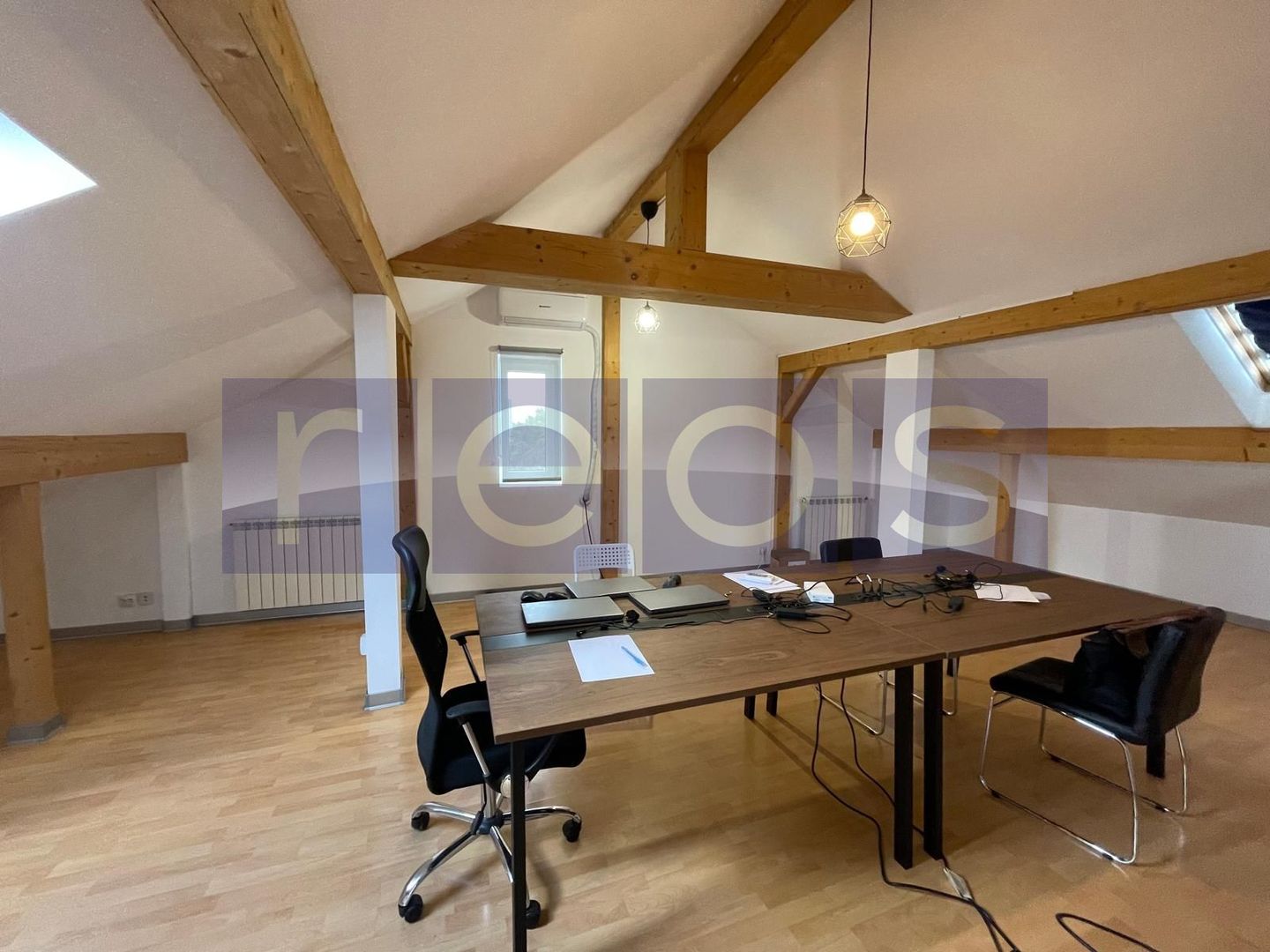VANZARE | VILA DEOSEBITĂ | ZONA PARC CIRCULUI BARBU VACARESCU | 450MP - Poză 14