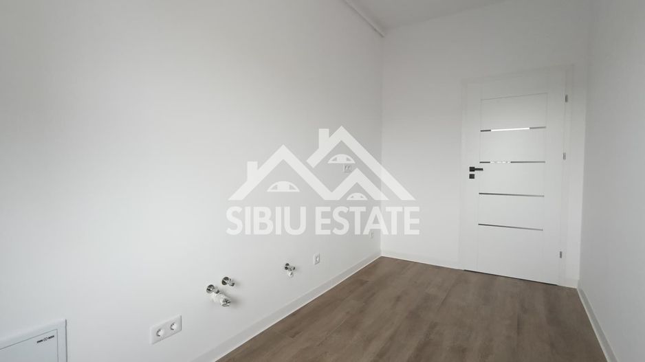 Studio ,41 mp, balcon etaj 1, bloc dotat cu lift, zona Brana Intabulat - Poză 6