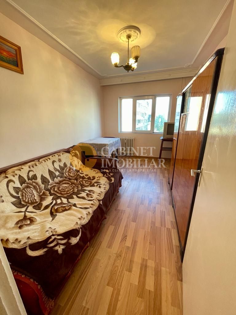 Apartament cu 2 camere Decomandat - Etaj Intermediar - Fara Risc - Podu Ros - Poză 4