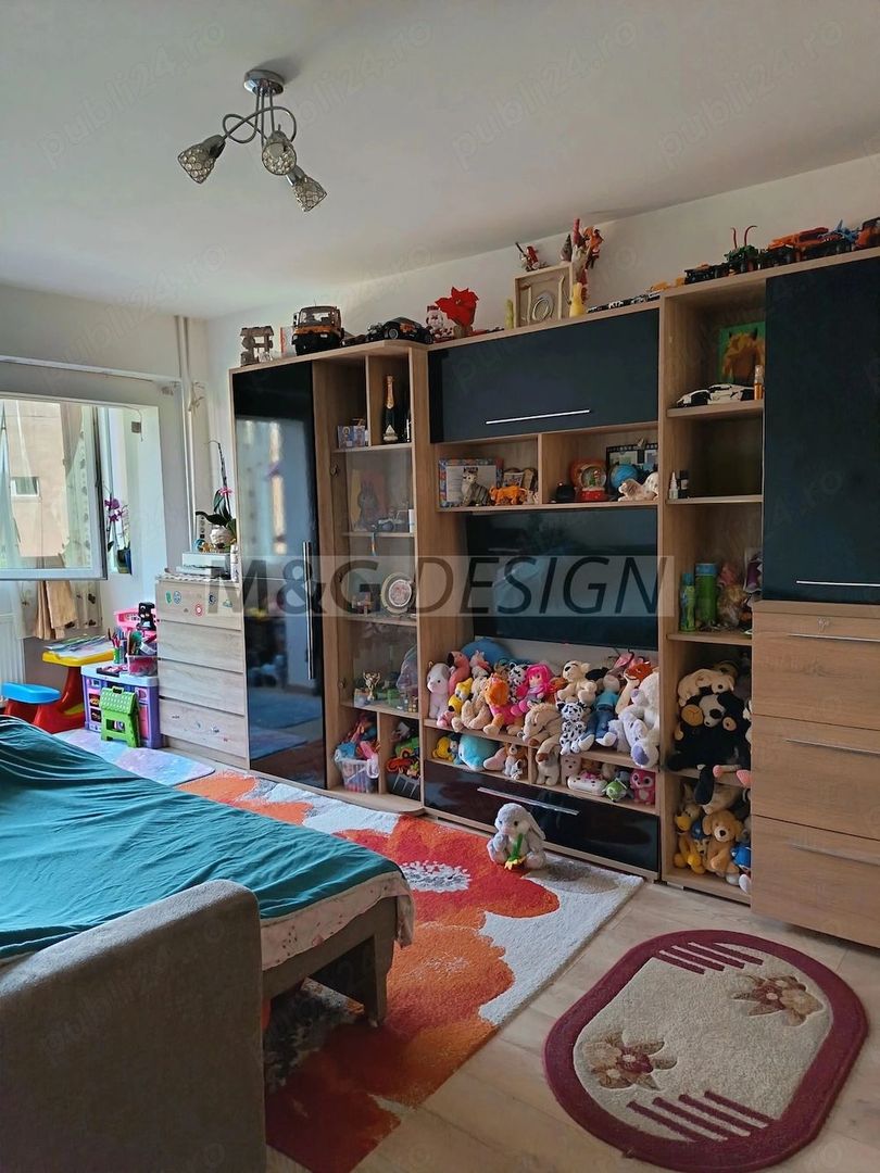 Ap 2 camere, decomandat , etaj intermediar - Poză 1