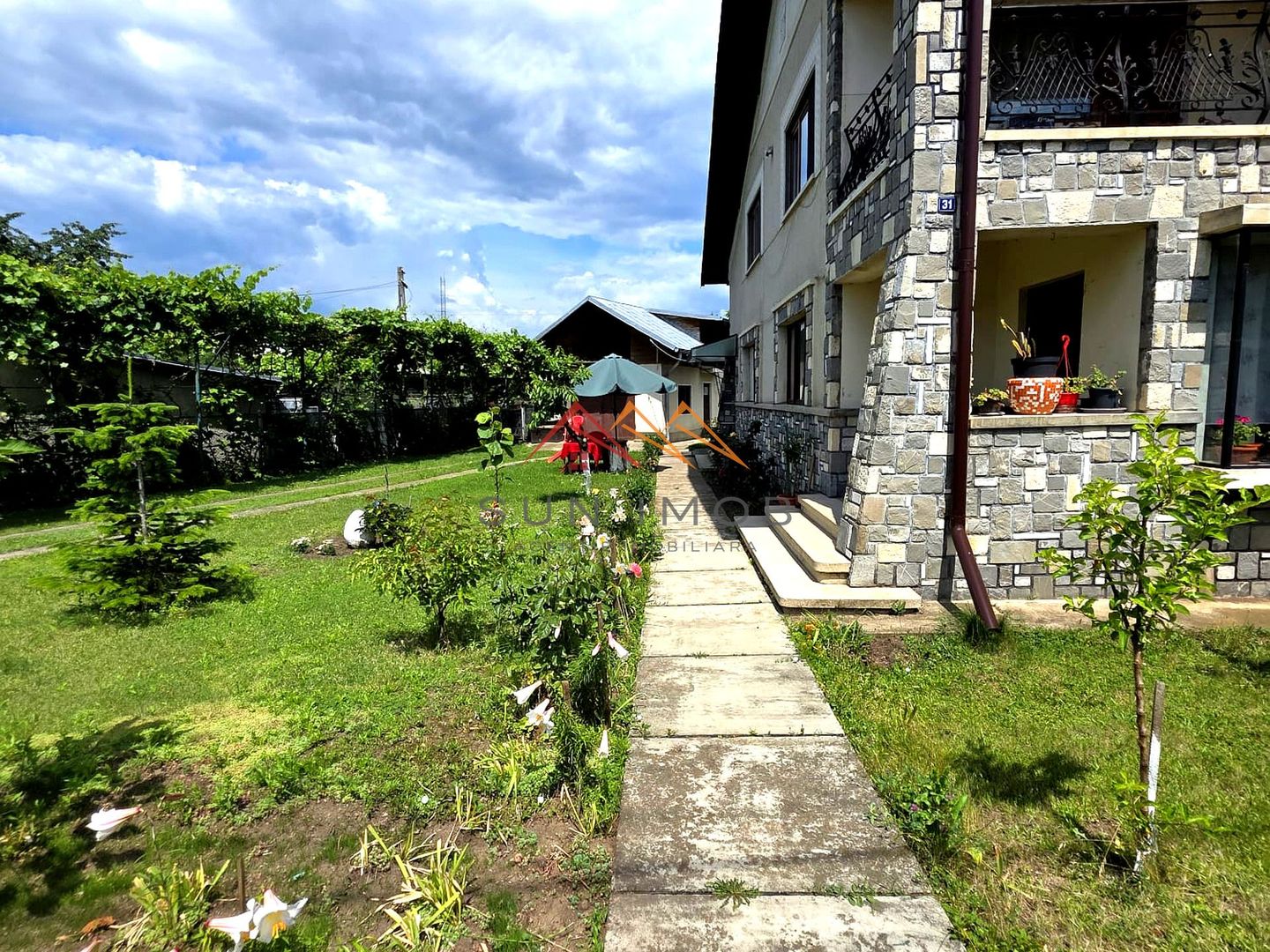 Casa P+E, 6 camere, teren 890 mp, cartier liniștit, Câmpina - Poză 2