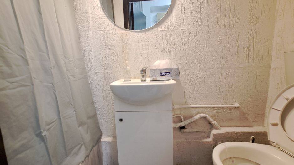 Apartament 5 camere + garaj + 2 camere = 170 mp totali - Universitate - Poză 11