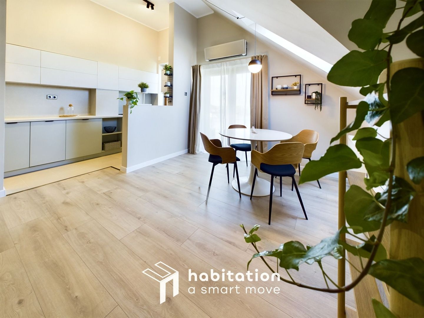 Apartament 2 camere, et 3- vis urban la cheie, zona Mircea Cel Bătrân - Poză 6