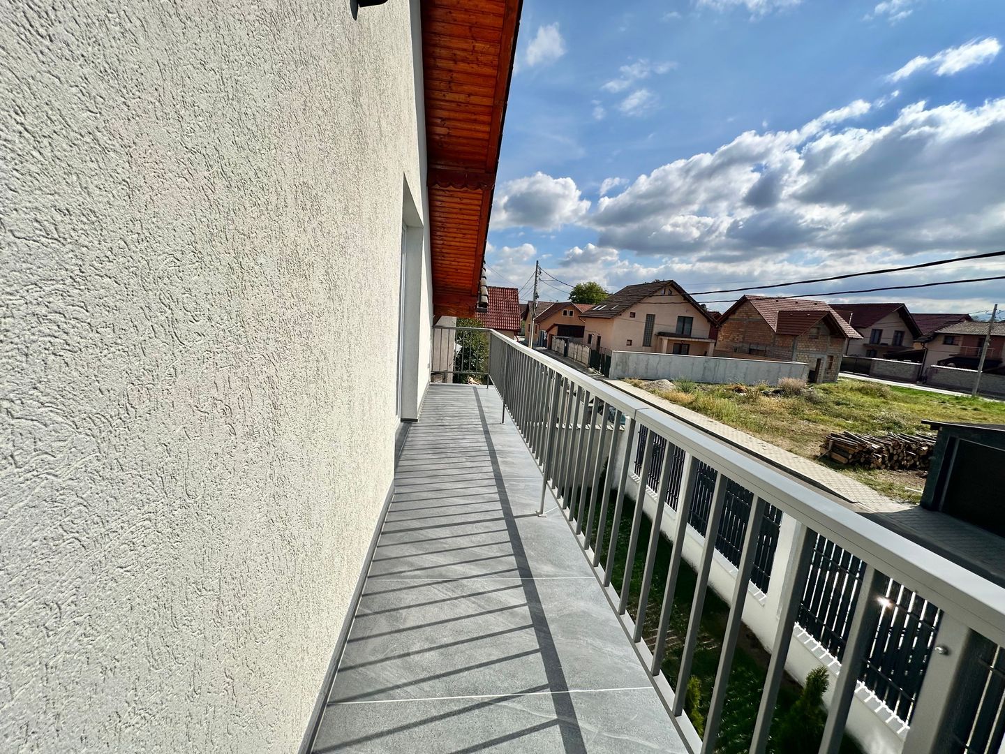 Casă individuală de închiriat Hălchiu – Strada Caiselor - Poză 14