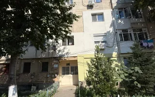 Garsonieră 27 mp cu balcon - etaj 2 - nemobilata -bloc an 1980 - Poză 22