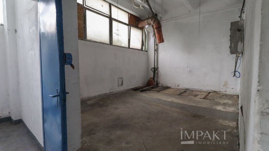 Hala de 250 mp la inchiriat open-space zona Piata 1 Mai - Poză 7