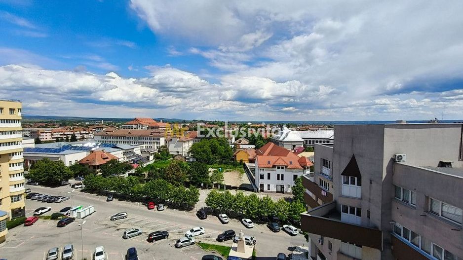 Apartament 3 camere situat în centrul orașului Târgu Jiu, pe pietonală - Poză 23