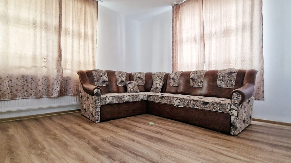 Apartament cu 2 camere, gradina si parcare de închiriat - Poză 5