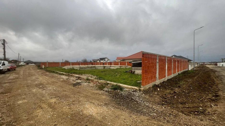 Teren intravilan, fundatie proiect casa, gard si utilitati-Zona Cheriu - Poză 8