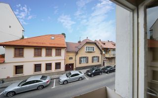 Locație rară în Brașov: ideal pentru regim hotelier sau business - Poză 25