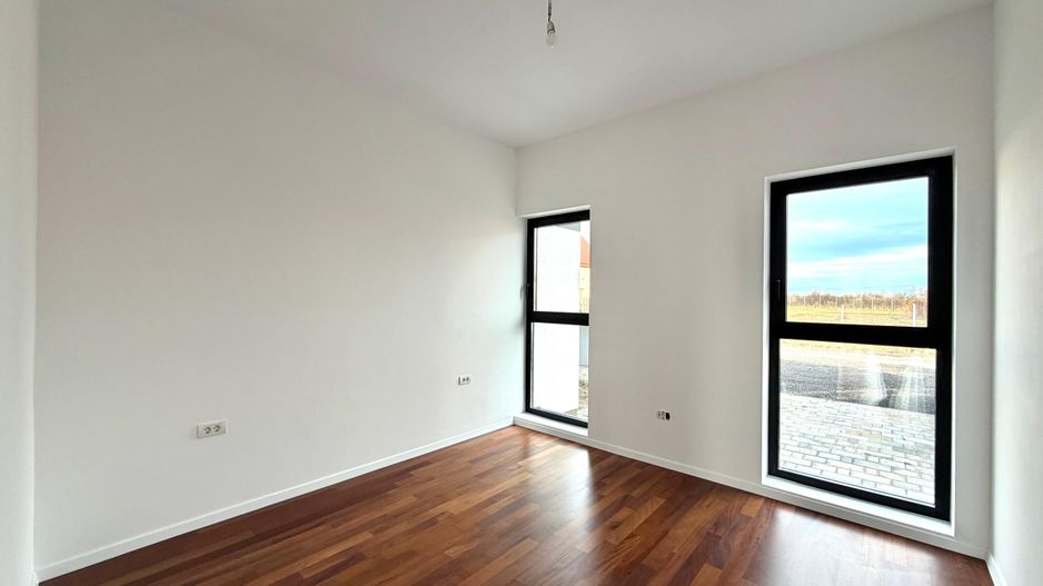 Duplex modern - 5 camere - toate utilitatile - Sacalaz - Poză 5