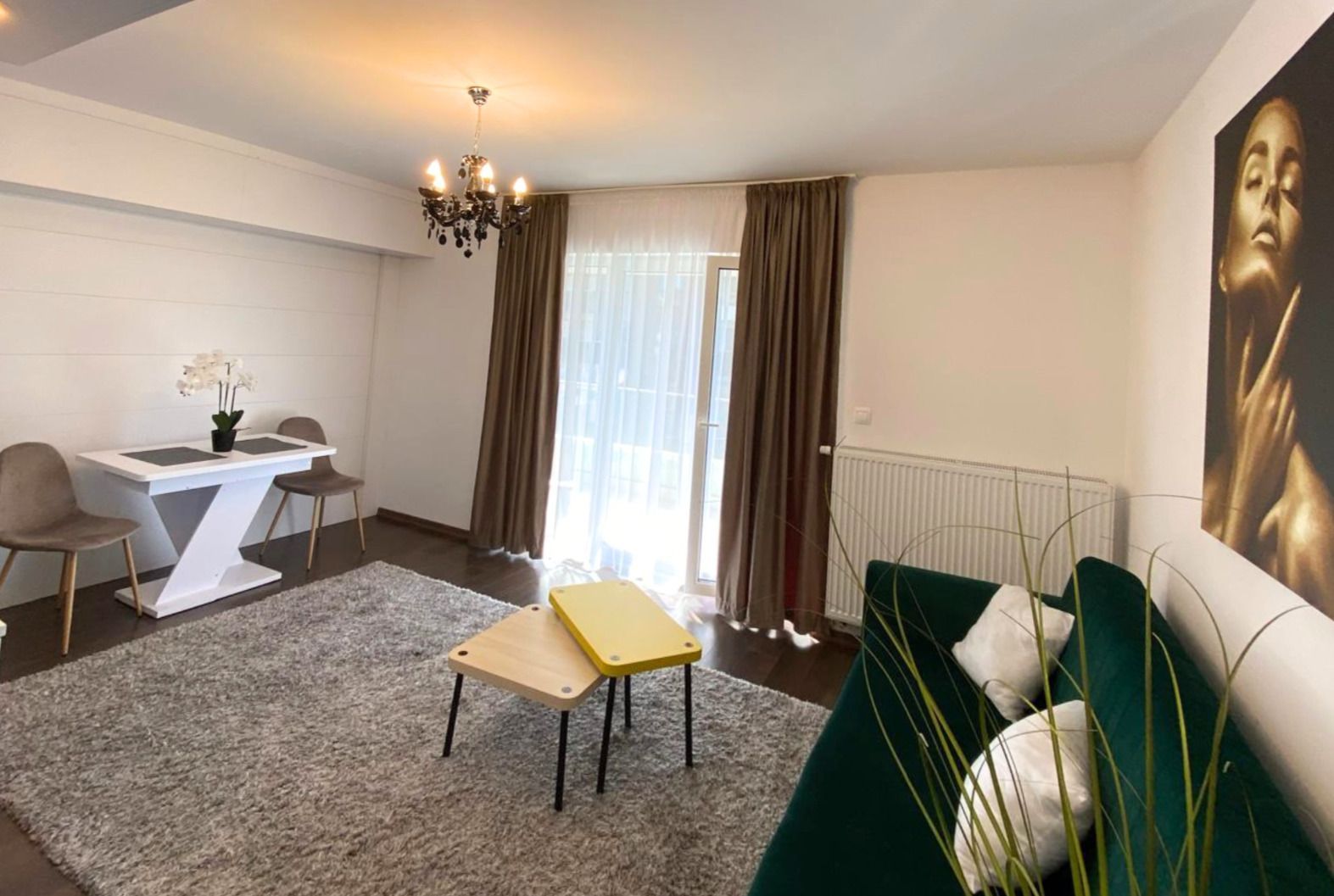 Apartament modern cu 2 camere pereți retractabili terasă parcare și boxă - Poză 1