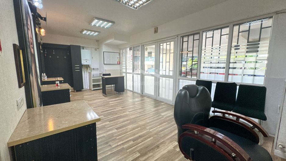 Spațiu comercial 45 mp parter - 2 parcări - salon amenajat - Poză 5