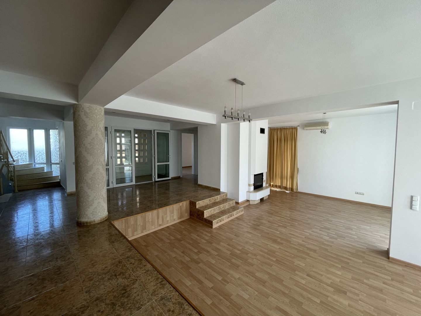 Vilă Individuală Spațioasă în Zona Iancu Nicolae - Poză 4