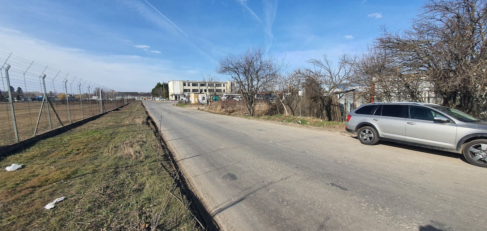 Teren de vanzare Aeroport Otopeni 1800 mp | Cargo | Pista 2 - Poză 2