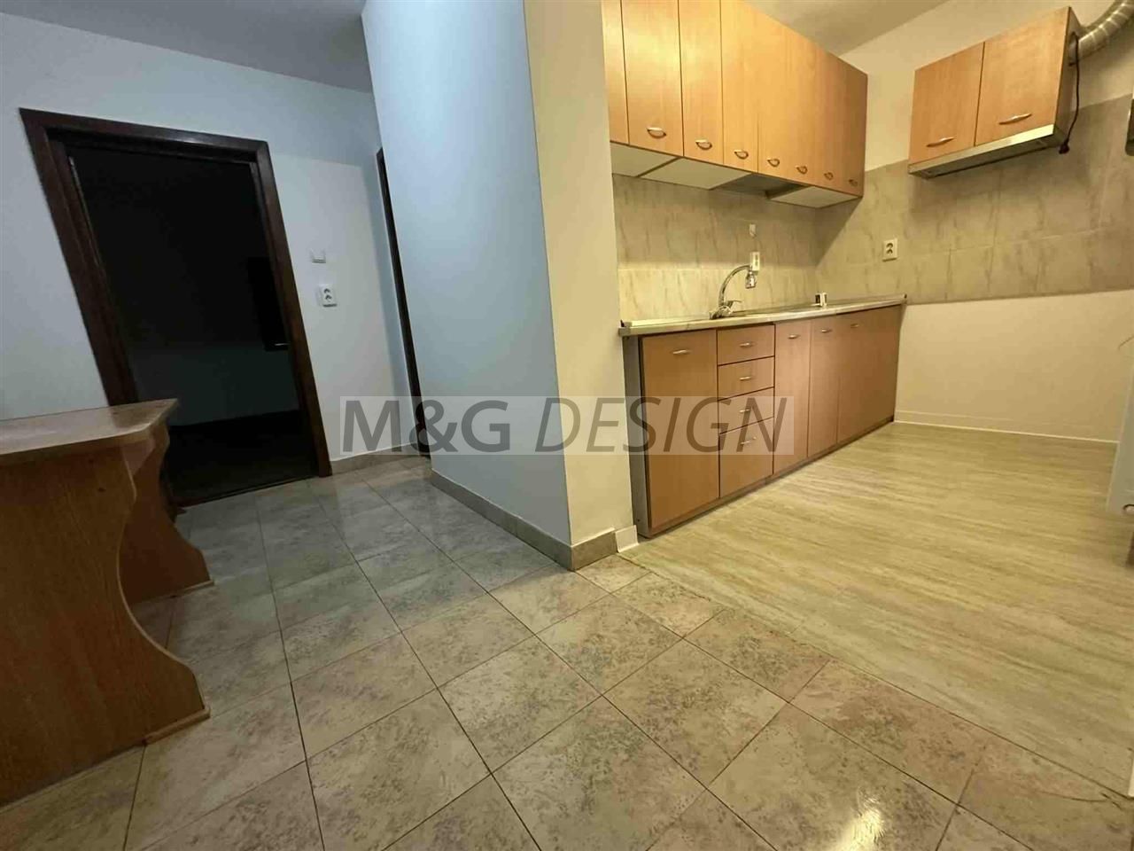 Apart 1 camere decomandat Aradului centrala proprie - Poză 2