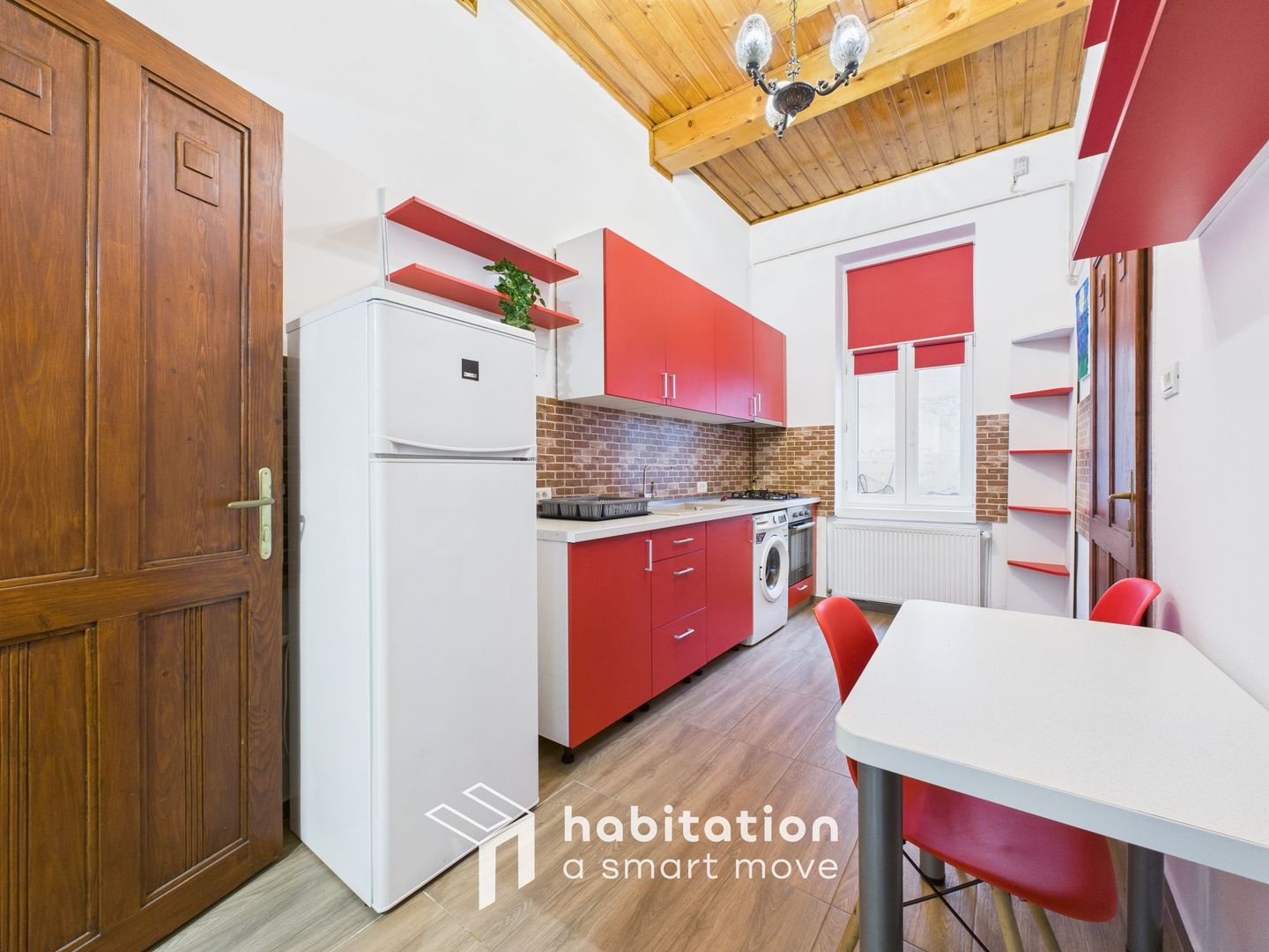 Piața Victoriei - Apartament primitor cu farmec istoric - tur virtual - Poză 11