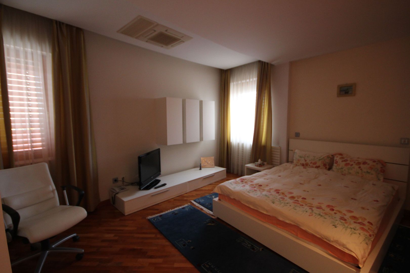 Casa pretabila birouri, camin de batrani - Poză 46