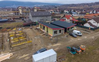 Casă premium la poalele Munților Piatra Craiului și Bucegi - Poză 1