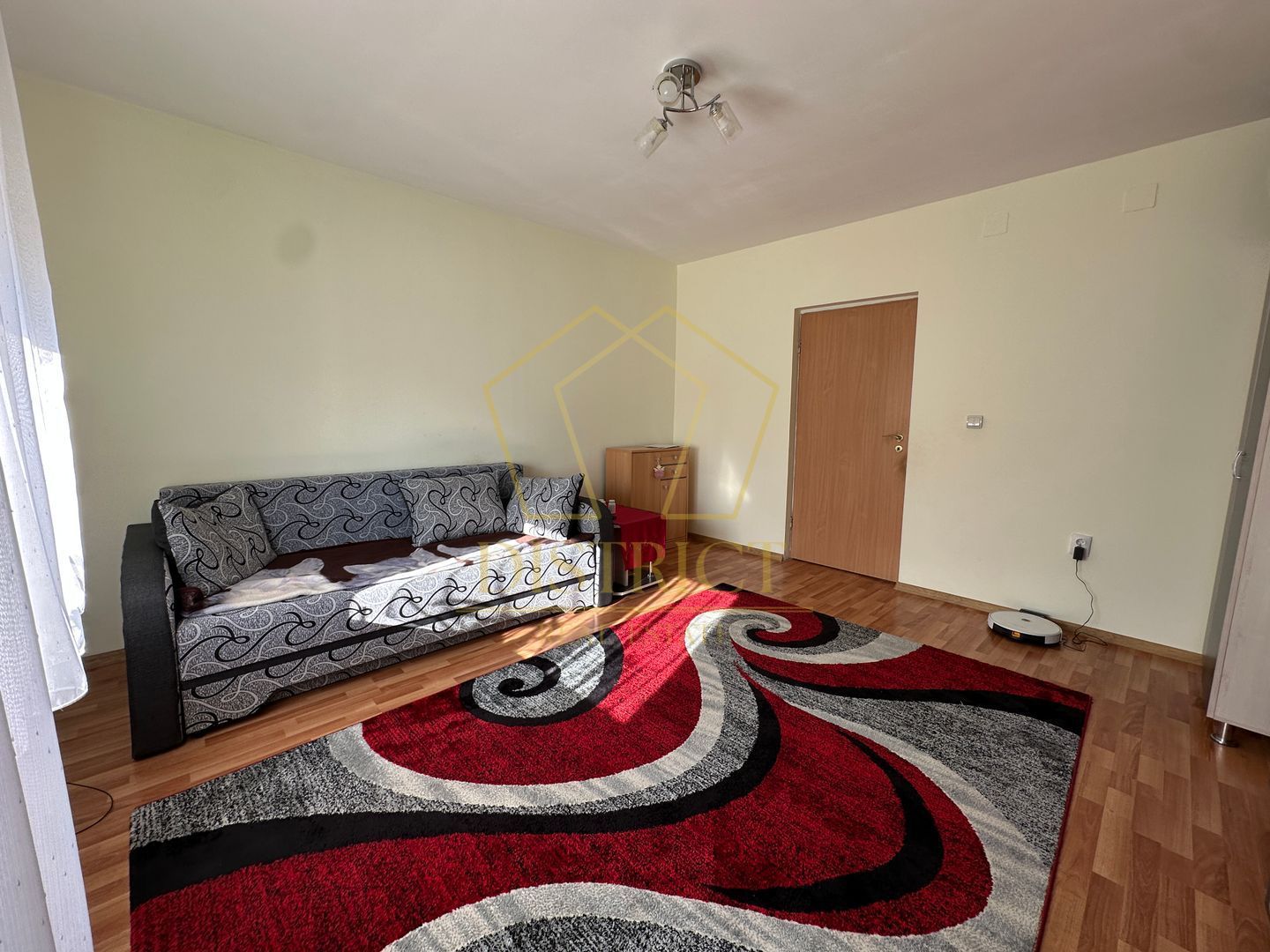 Casă Indiviudala cu 3 camere si 755 mp de teren in Giroc la asfalt. - Poză 7