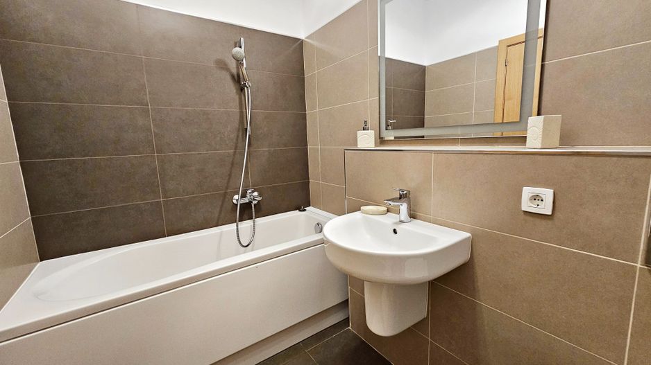 Premium!Central-Afi, apartament  2 camere mobilat si utilat complet - Poză 13