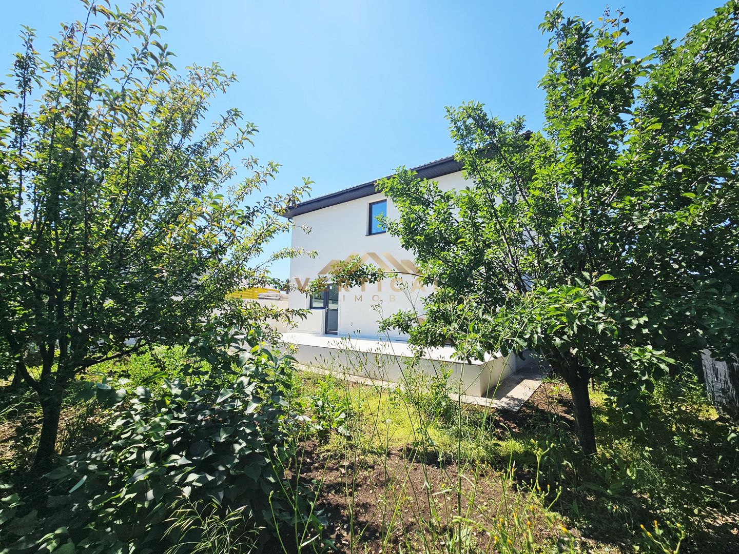 Vila 4 camere in centrul comunei Berceni - Poză 5