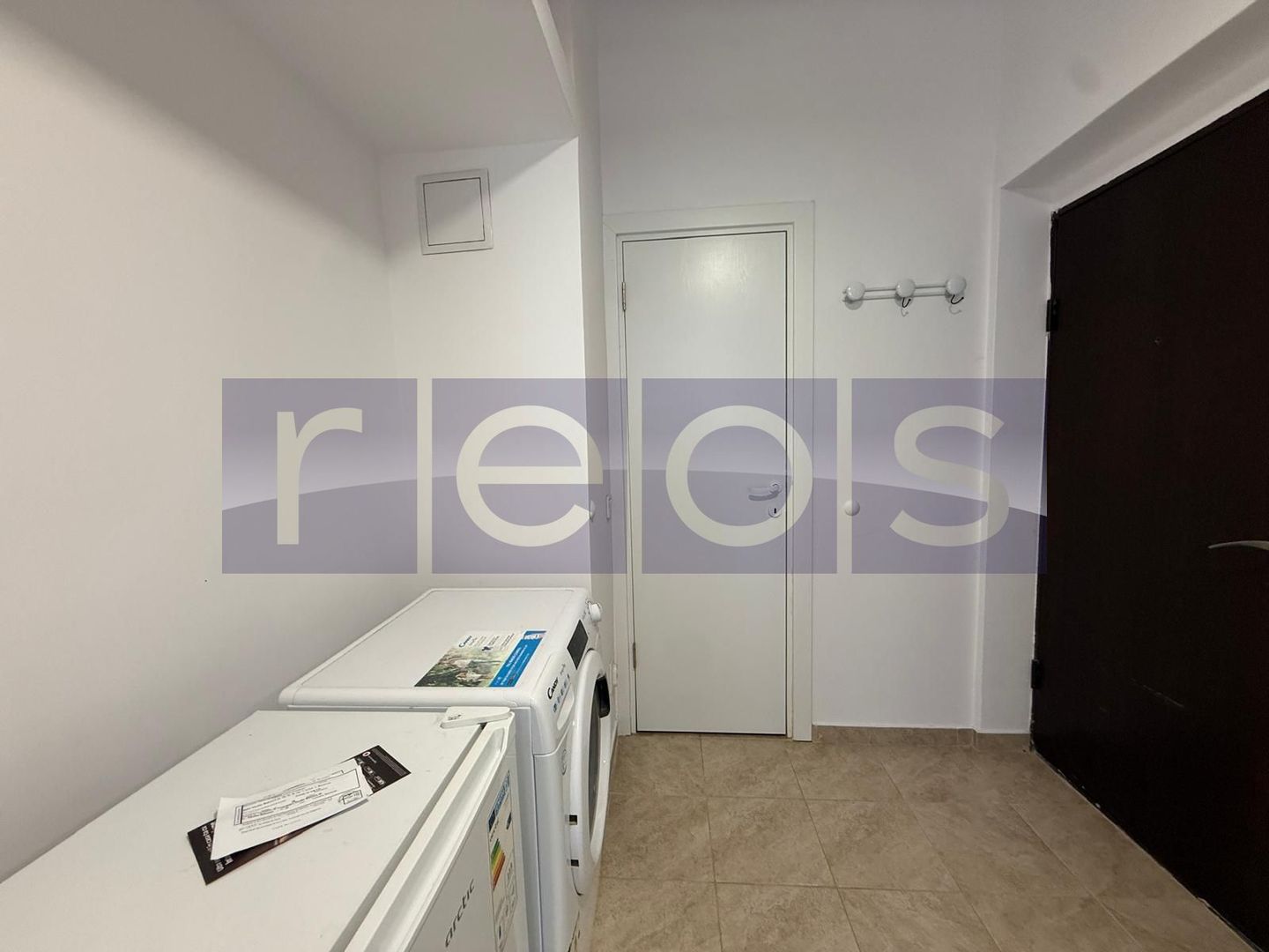 De inchiriat apartament 2 camere vedere Bd Magheru recent renovat - Poză 10