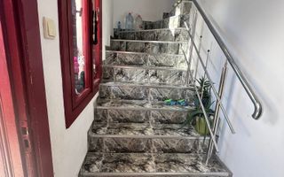 Casă spațioasă cu 2 apartamente, acces din 2 străzi – zona Lipovei - Poză 16