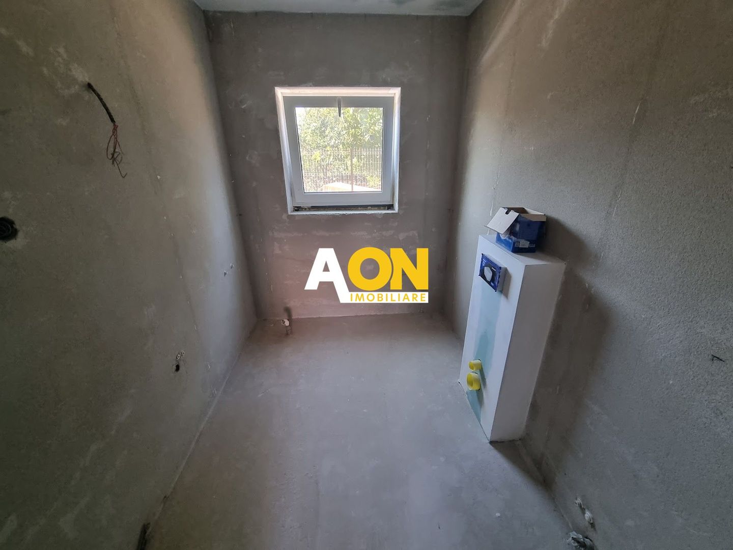 Casa individuala cu 4 camere, toate utilitatile, 500mp teren - Poză 7