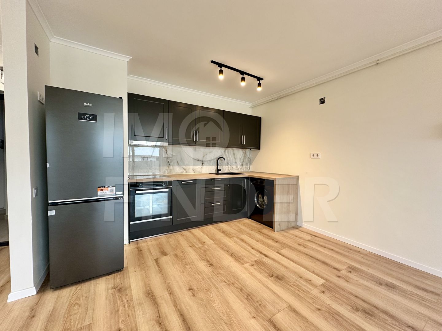 Vanzare 2 camere Floresti, IMOBIL PREMIUM, zona centrala cu CF - Poză 3