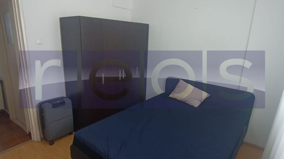 DE VANZARE 2 CAMERE | ETAJ 10/10 | BLOC REABILITAT | VALEA ARGEȘULUI - Poză 4