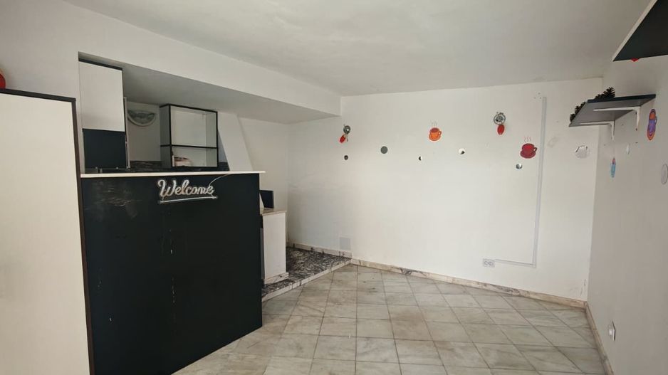 Spatiu activitate mica, birou, depozitare, manichiura, psiholog - Poză 1