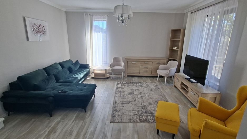 Casă de închiriat în Dumbravita – 3 dormitoare si garaj - Poză 1