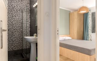 2 camere spatios, B-dul Bratianu, 50 m de metrou, vedere spate - Poză 6
