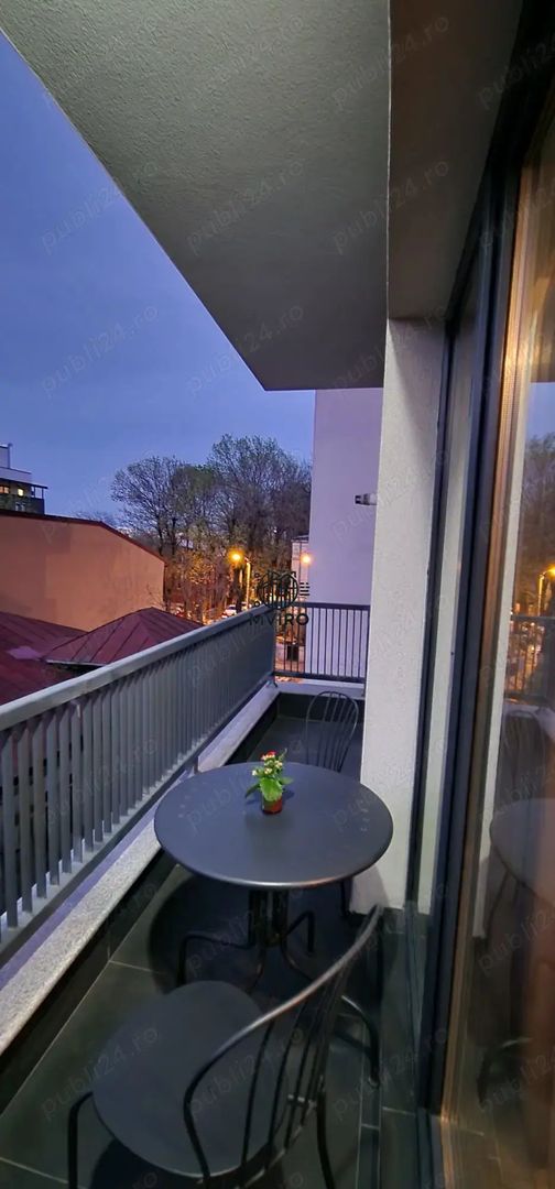 Garsonieră cu terasă – Piața Muncii - Poză 1