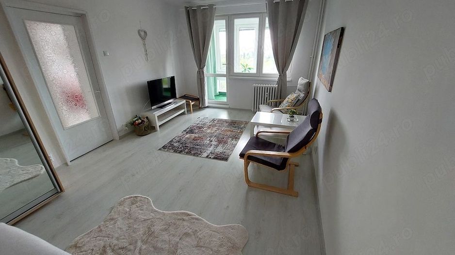 Apartament decomandat, panorama parc IOR, etaj 9, renovat - Poză 1