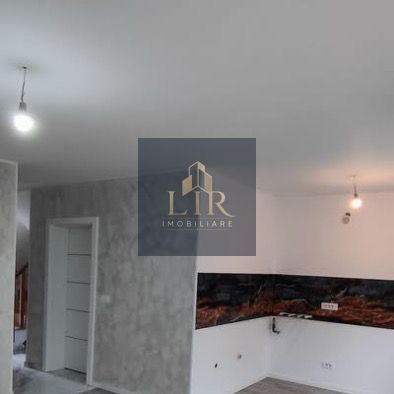 Casa tip duplex Horpaz Miroslava - Poză 6