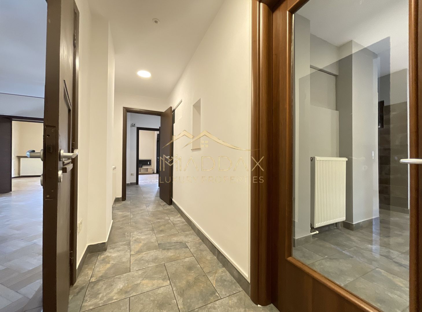 Resedinta interbelica premium **5 camere**252 MP***//Lascar Catargiu - Poză 30