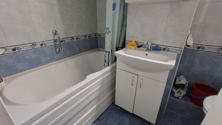 Apartament cu doua camere de inchiriat - Poză 6
