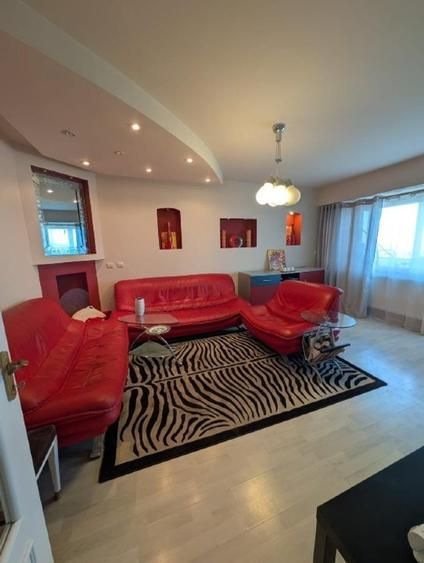 Calitate și spațiu: elegant, 90 mp, 1989, centrală proprie, parcare, priveliște - Poză 6
