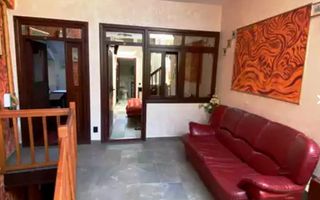 Pensiune cu 18 camere in centrul Brasovului - Poză 22