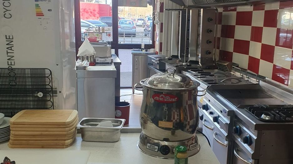 Spatiu comercial de inchiriat, pretabil Fast Food - Gara de Nord - Poză 7