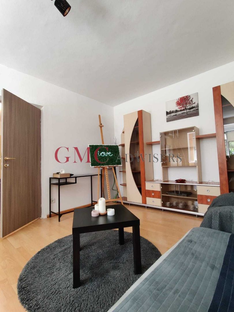 Apartament 2 camere, decomandat, mobilat si utilat, zona Vitan - Poză 1