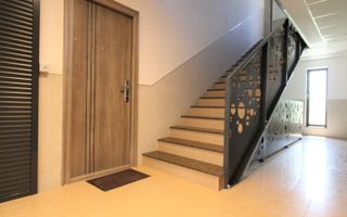 Încălzire în pardoseală, baia are fereastra. Loc parcare privat - Poză 18