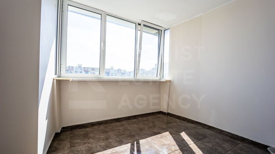 Vânzare, apartament 4 camere 86 mp , str. Milescu Spătaru, Ciocana - Poză 6
